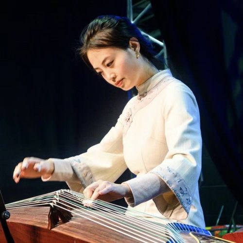 2025-05-01 Panda and Hotpot N° 0013 – Liu Yan 2025-05-01 Panda and Hotpot N° 0013 – Liu Yan